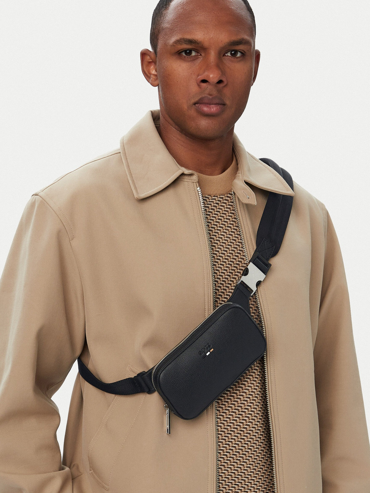Boss Bolsa Bag Ray Phone Hold Black Preto_shot1