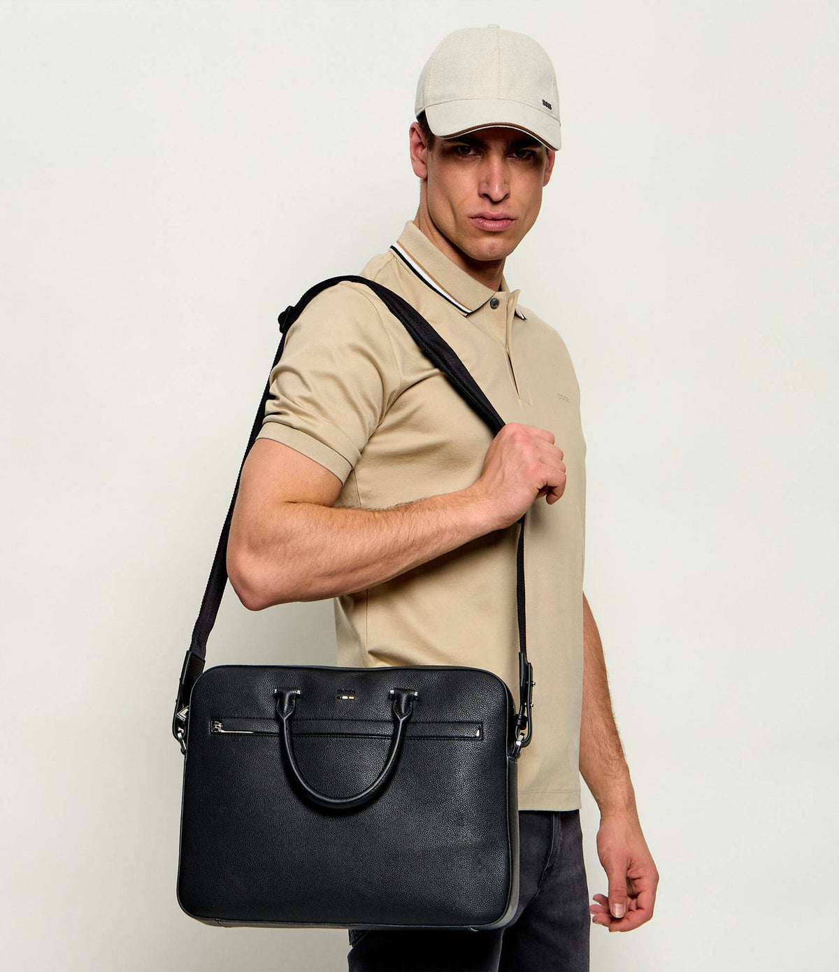 Boss Bolsa Bag Ray S Doc Case Black Preto_shot2