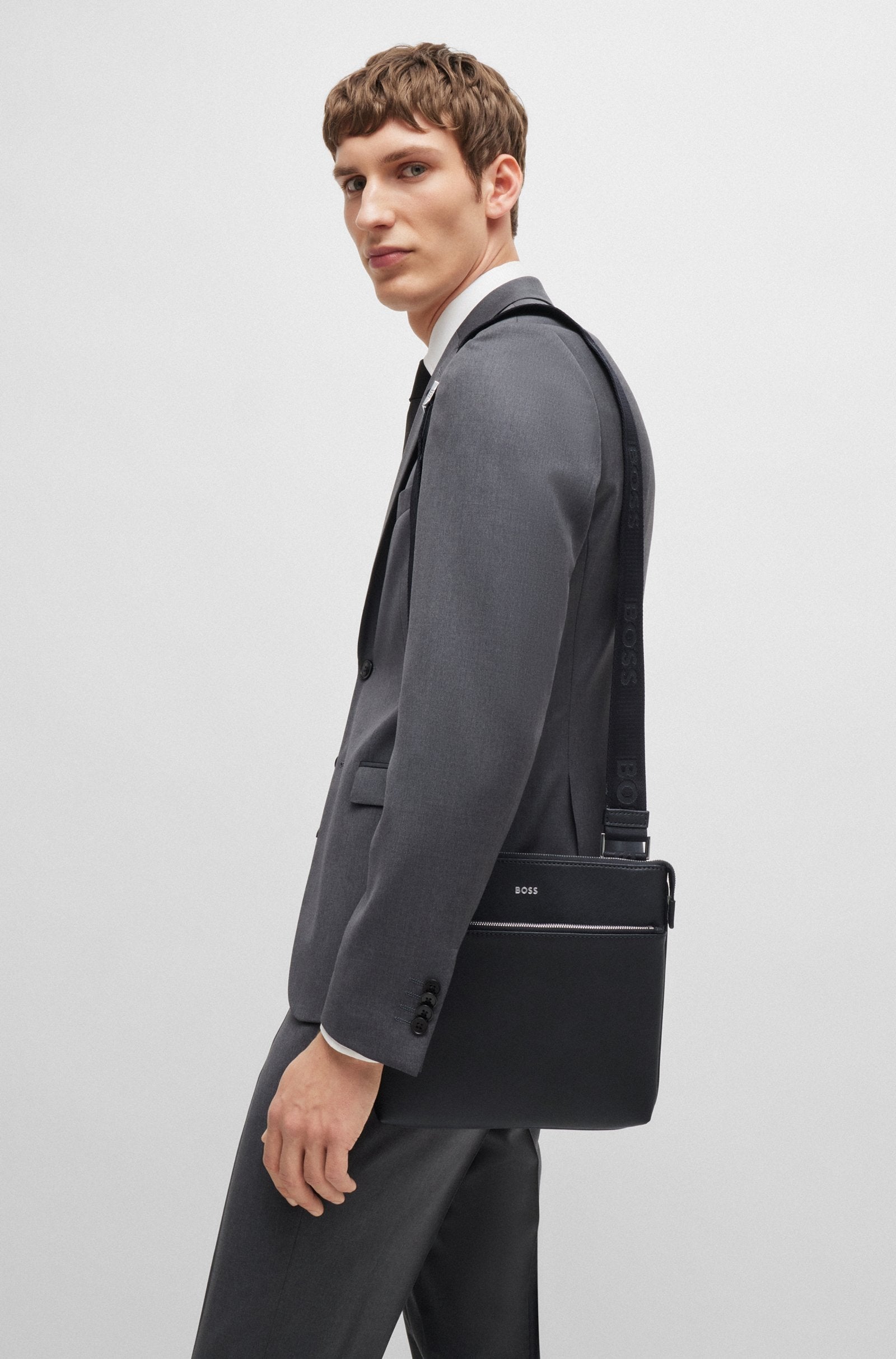 Crossbody Boss Preto