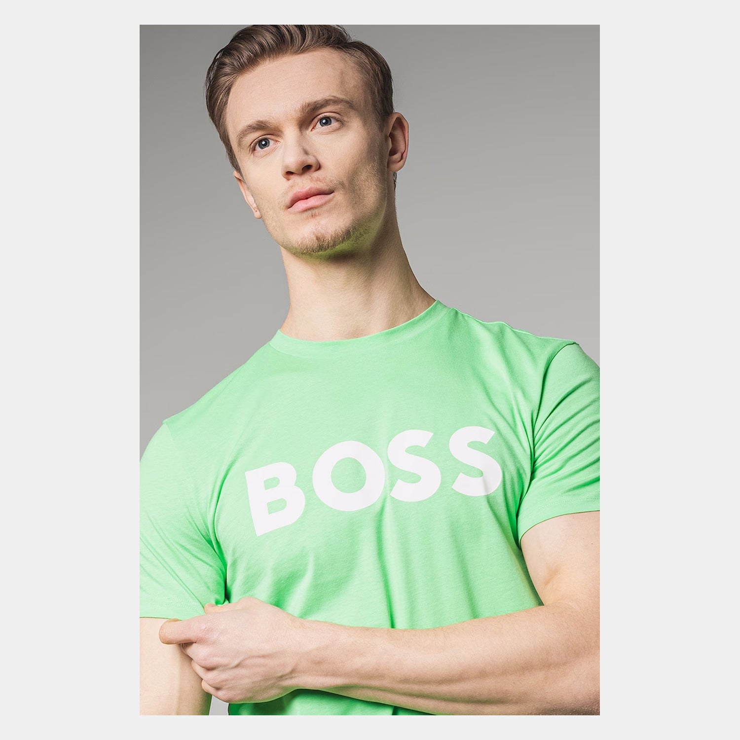 Boss T Shirt Thinking1 Green Verde_shot2