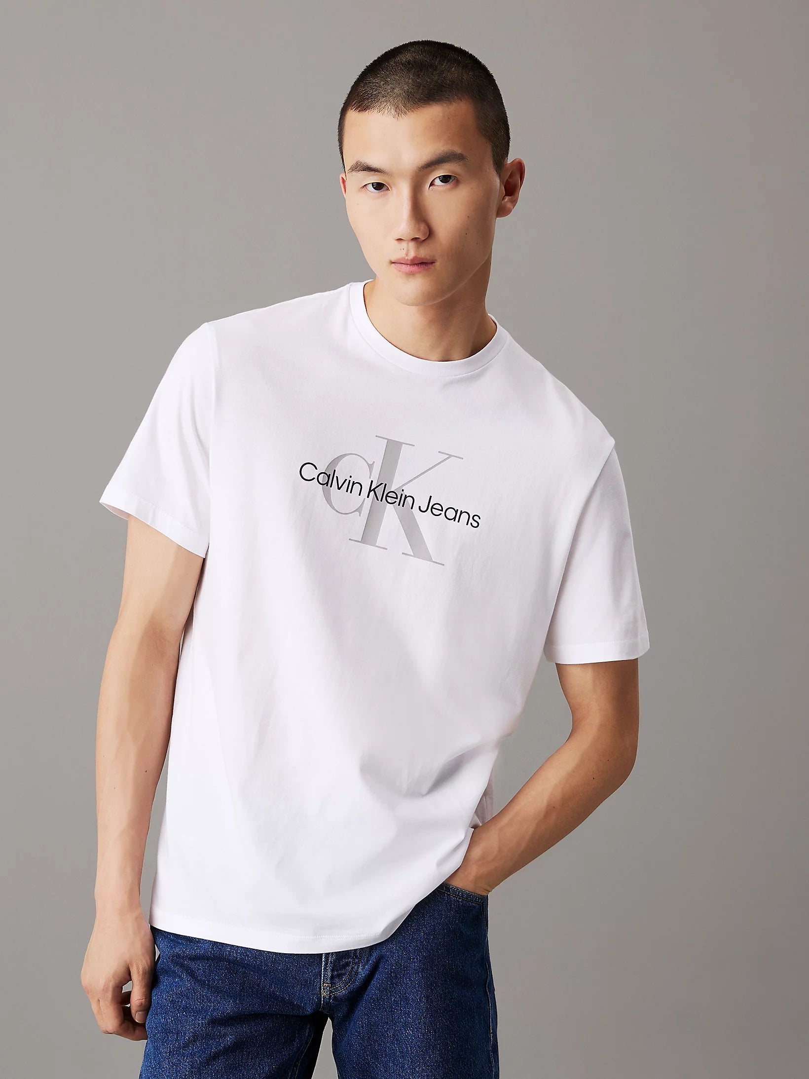 Calvin Klein T Shirt 00040em286 White Branco_shot4