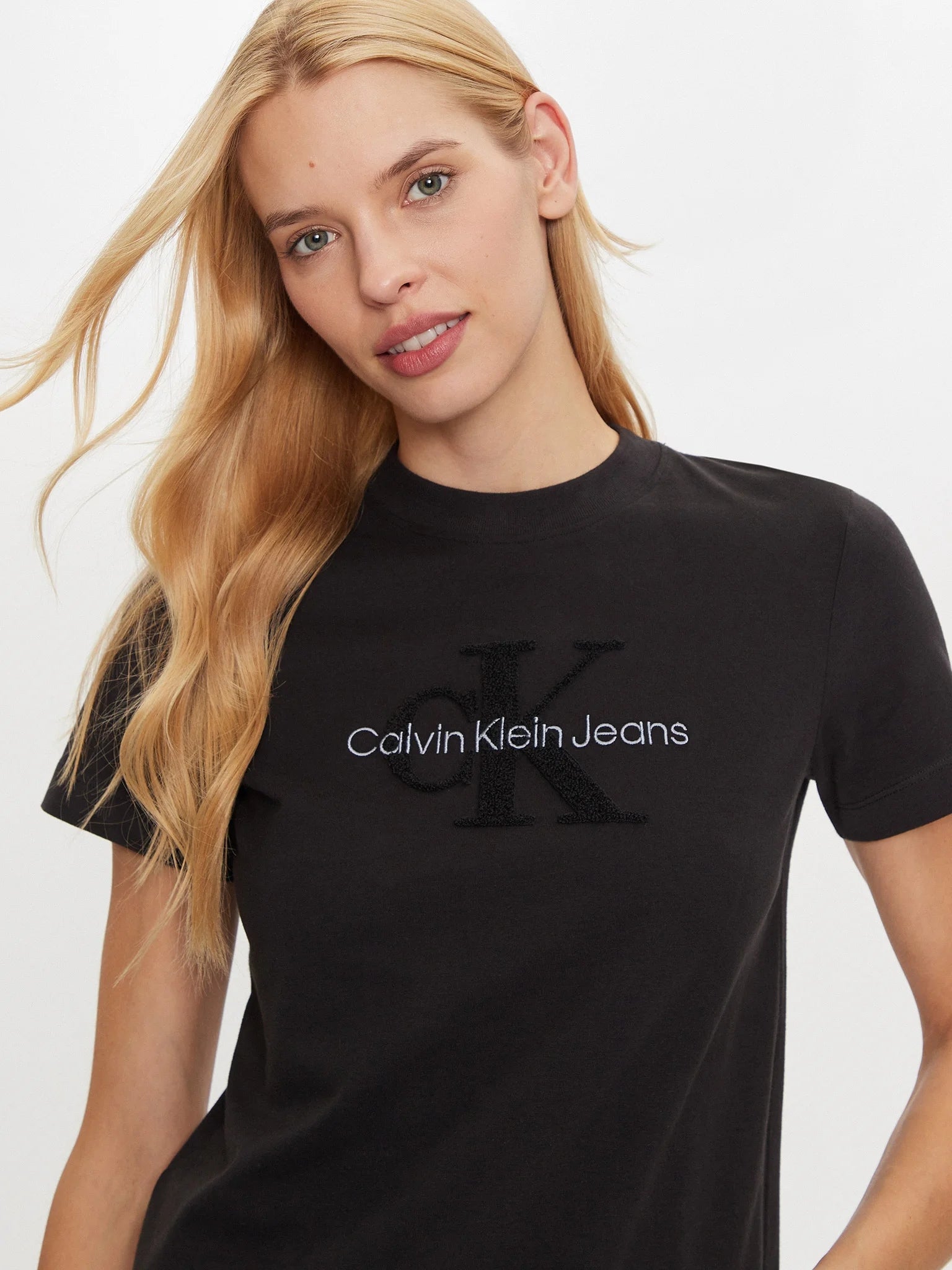 Calvin Klein T Shirt J20j224244 Black Preto_shot1