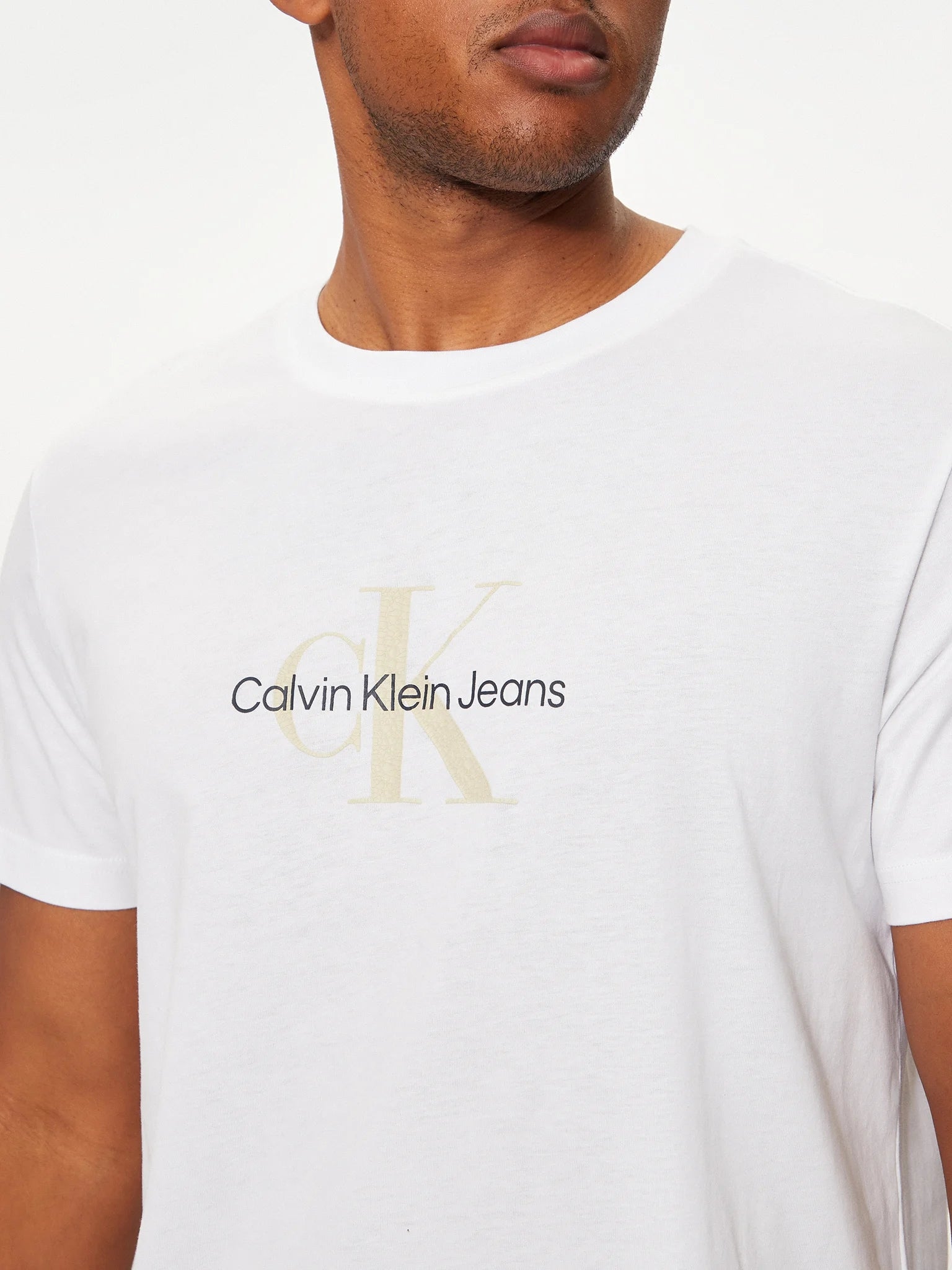 Calvin Klein T Shirt J30j326863 White Branco_shot4