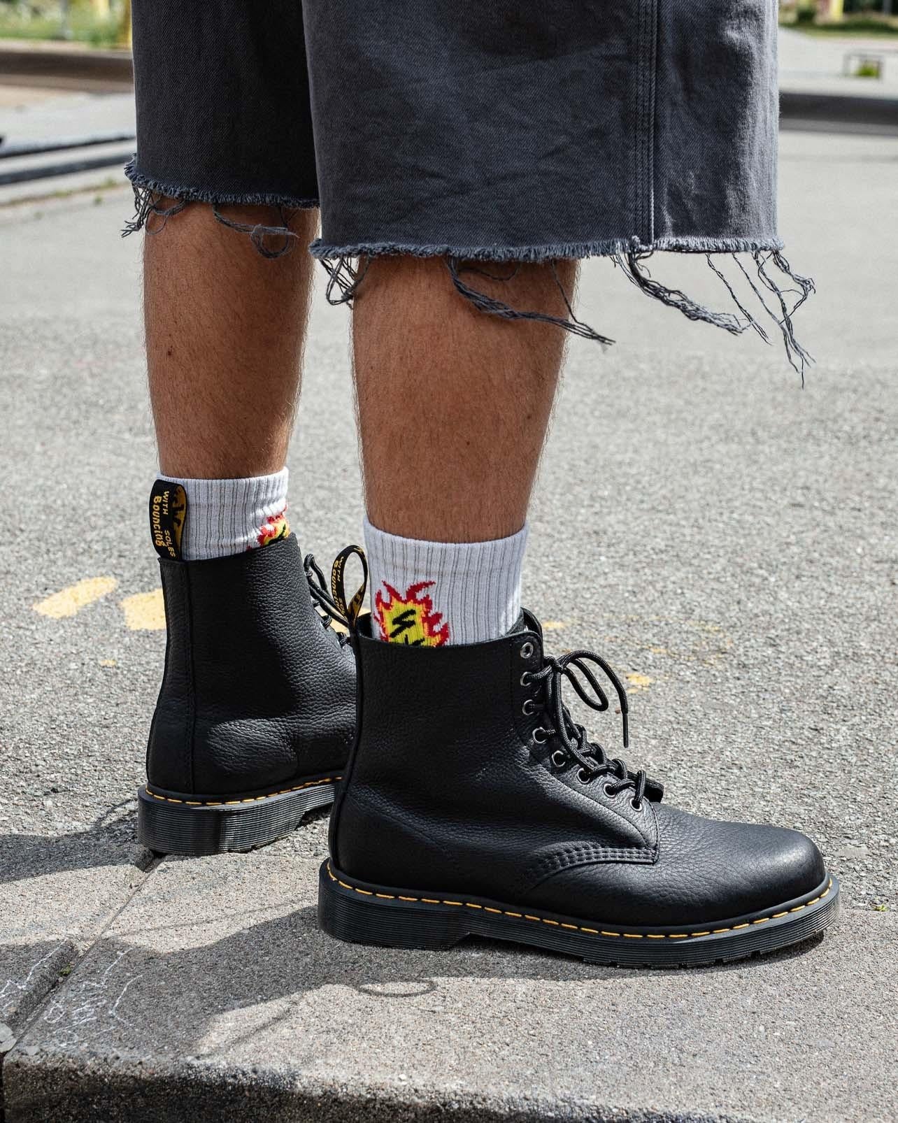 Dr Martens Botas Boots 1460 Ambassado Black Preto_shot7