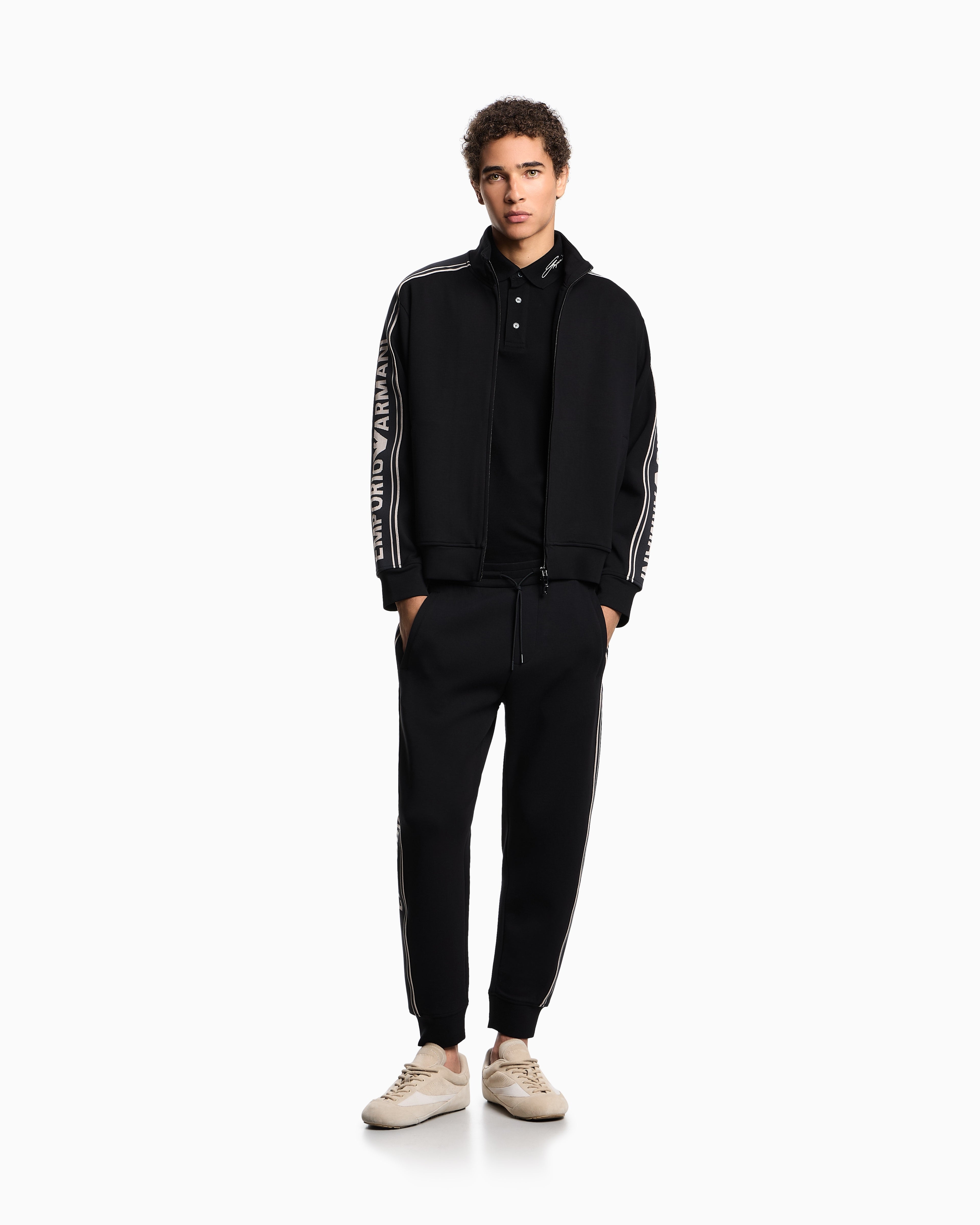 Emporio Armani Camisola Hoodie Em002913 Af10013 Black Preto_shot2