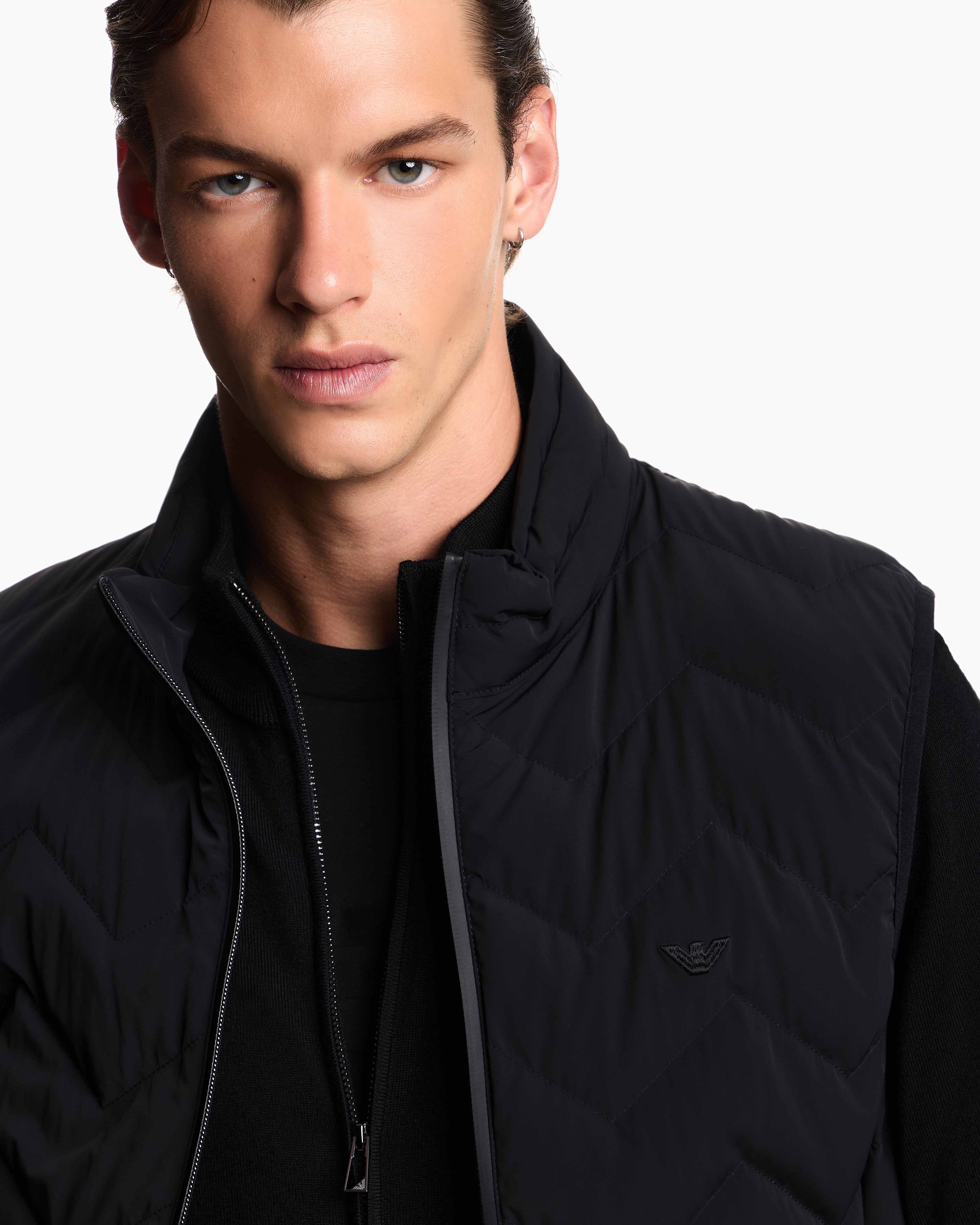 Emporio Armani Colete Gilet Em004946 Af18499 Black Preto_shot1
