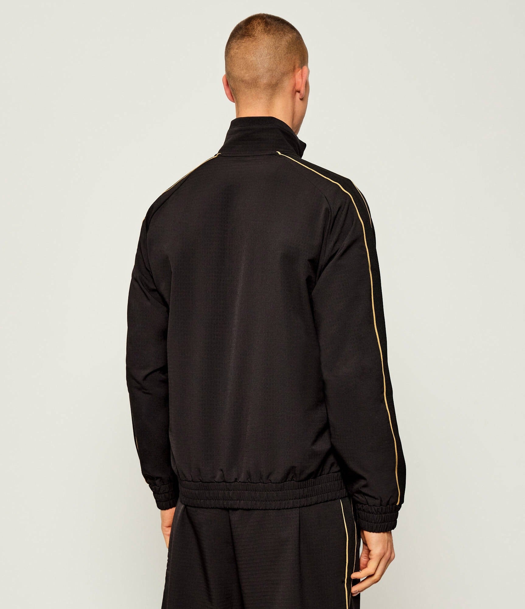 Emporio Armani Ea7 Tracksuit 7m000785 Af16945 Blk Gold Preto Ouro_shot3