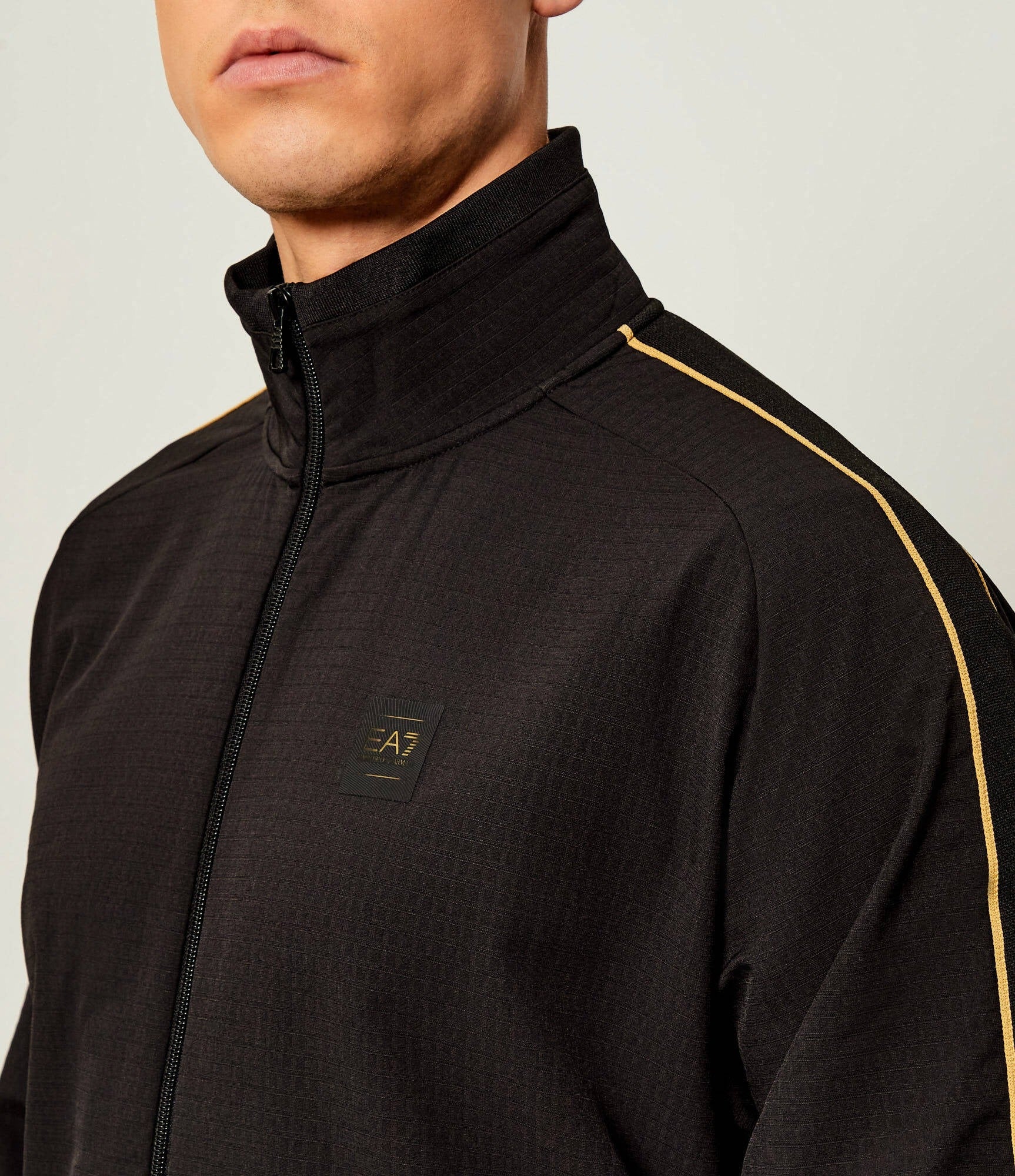 Emporio Armani Ea7 Tracksuit 7m000785 Af16945 Blk Gold Preto Ouro_shot6