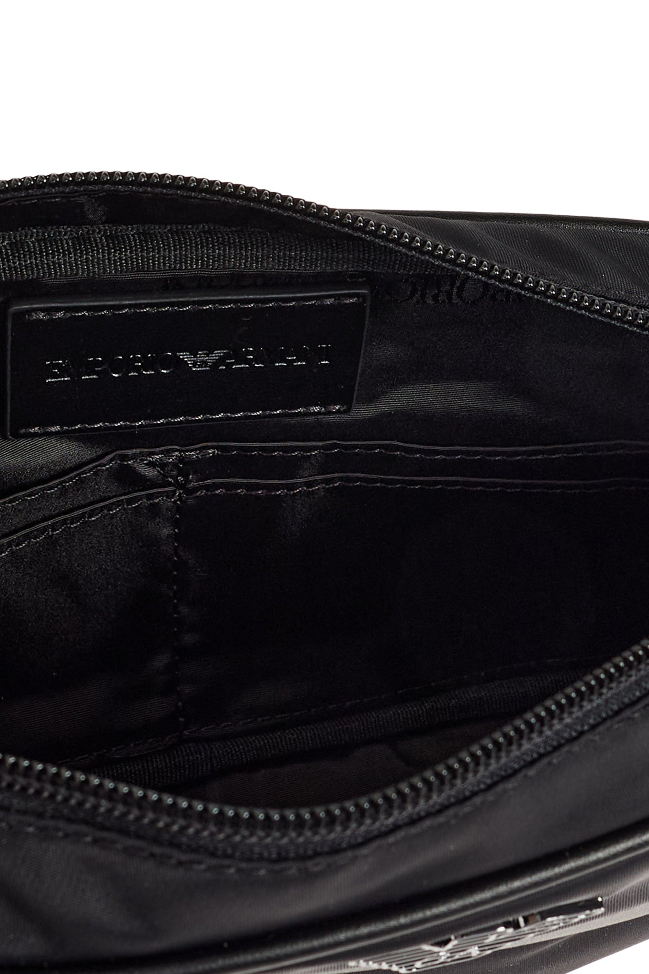 Emporio Armani Necessaire Bag Em001811 Af13454 Black Preto_shot4