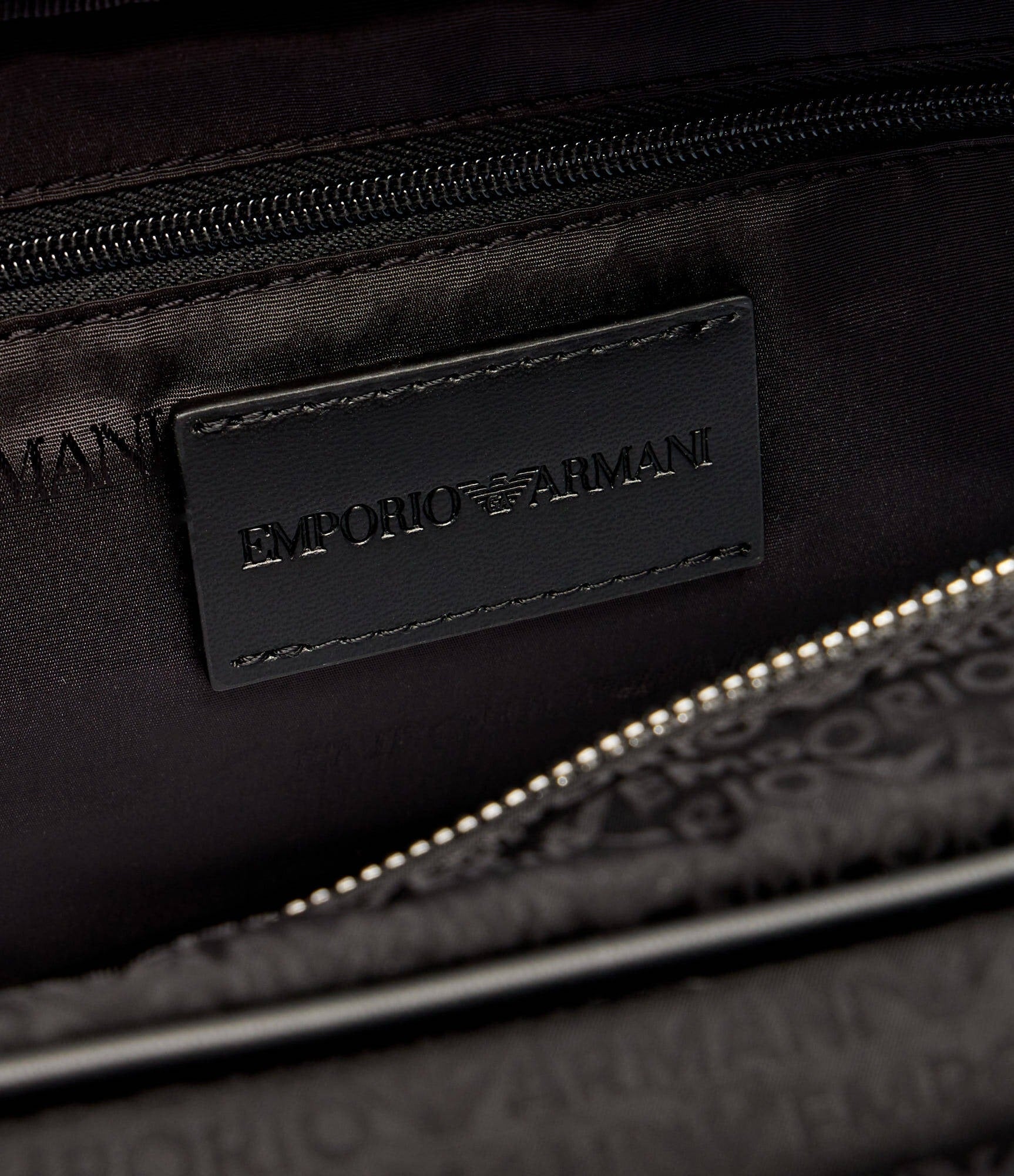 Emporio Armani Necessaire Bag Em004160 Af14637 Black Preto_shot4