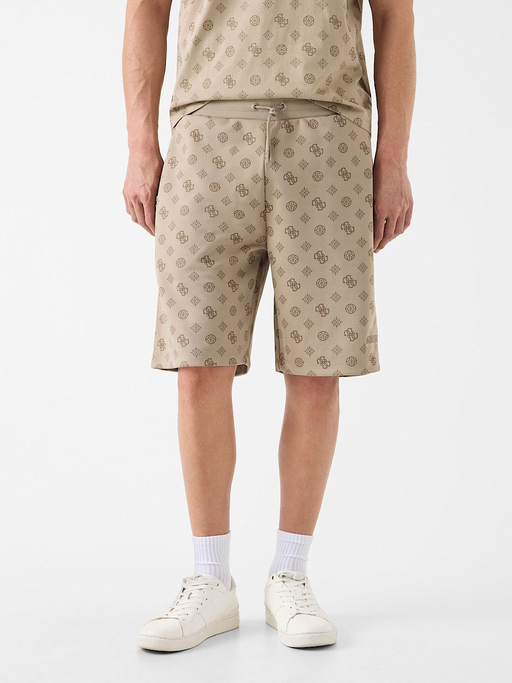 Guess Calcao Shorts Z6gd03 K2851 Beige.logo Beige_shot1