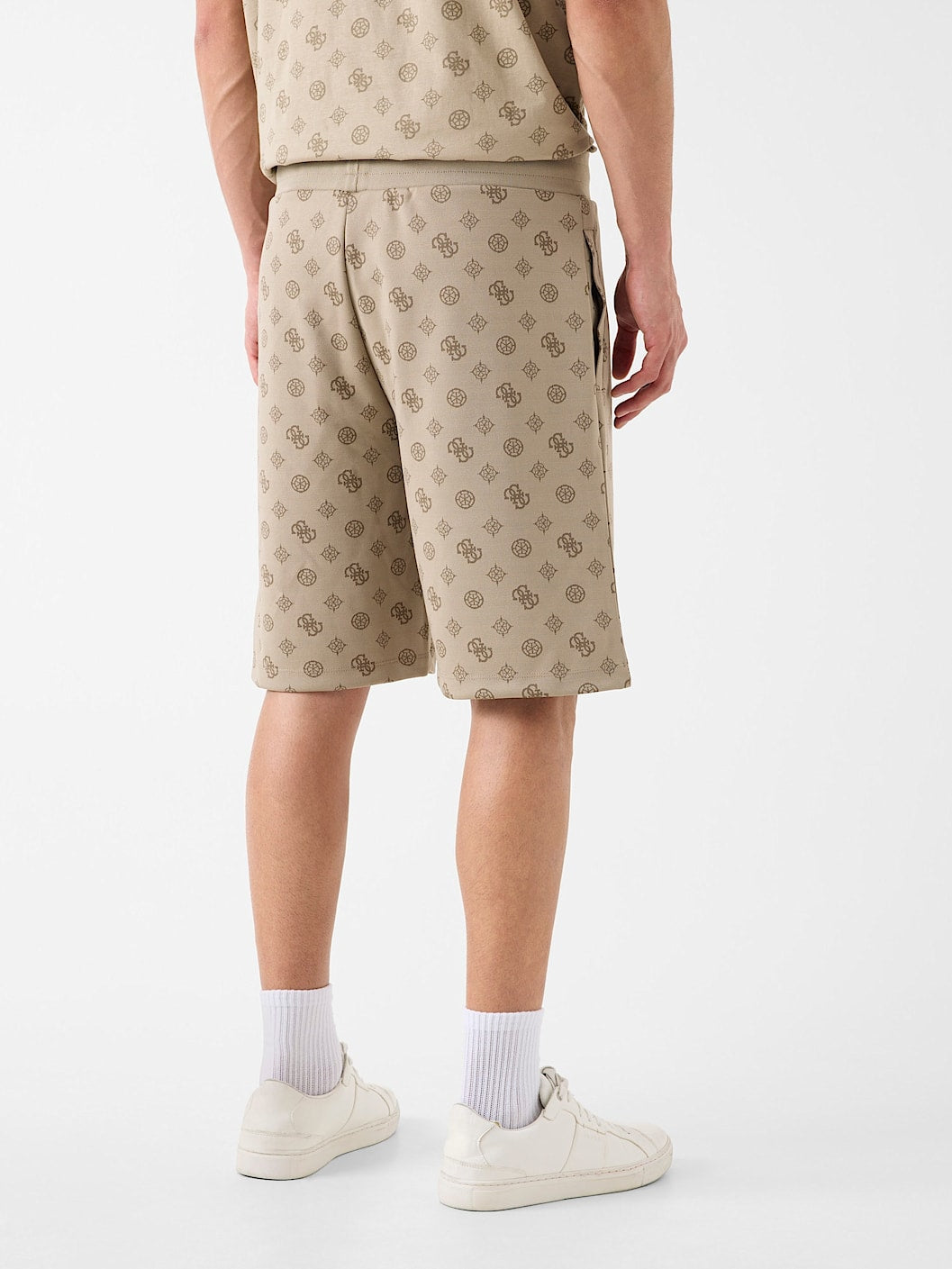 Guess Calcao Shorts Z6gd03 K2851 Beige.logo Beige_shot2