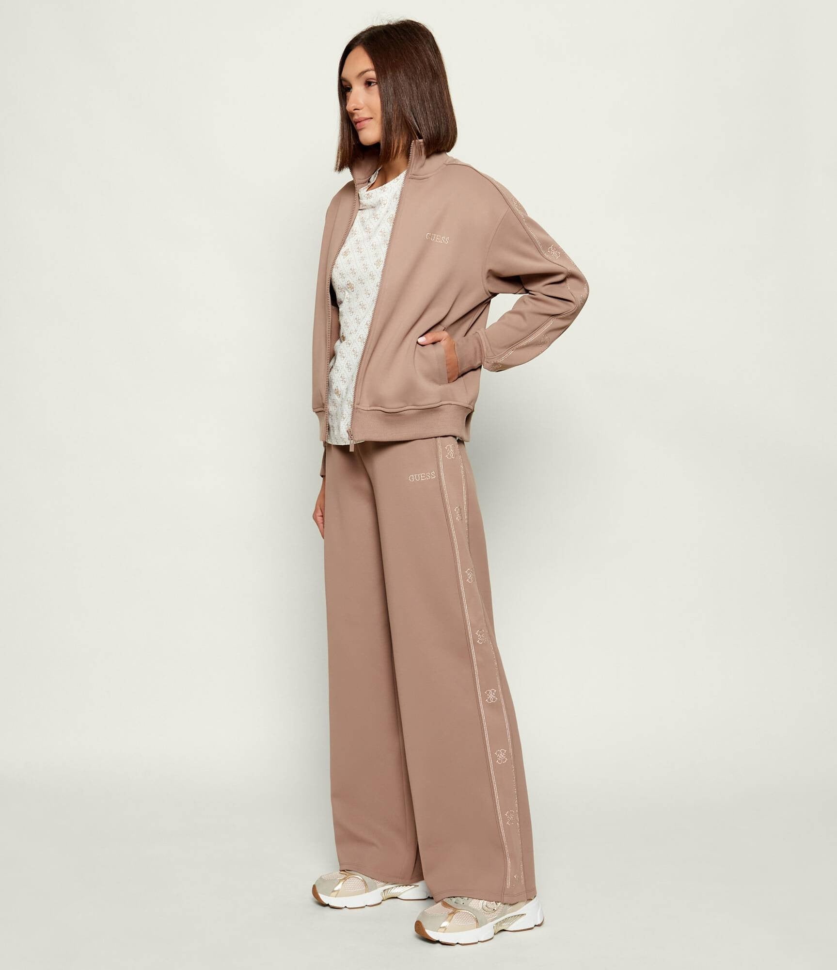 Guess Calcas Training Pants V5bb12 Kcx22 Taupe Taupe_shot2