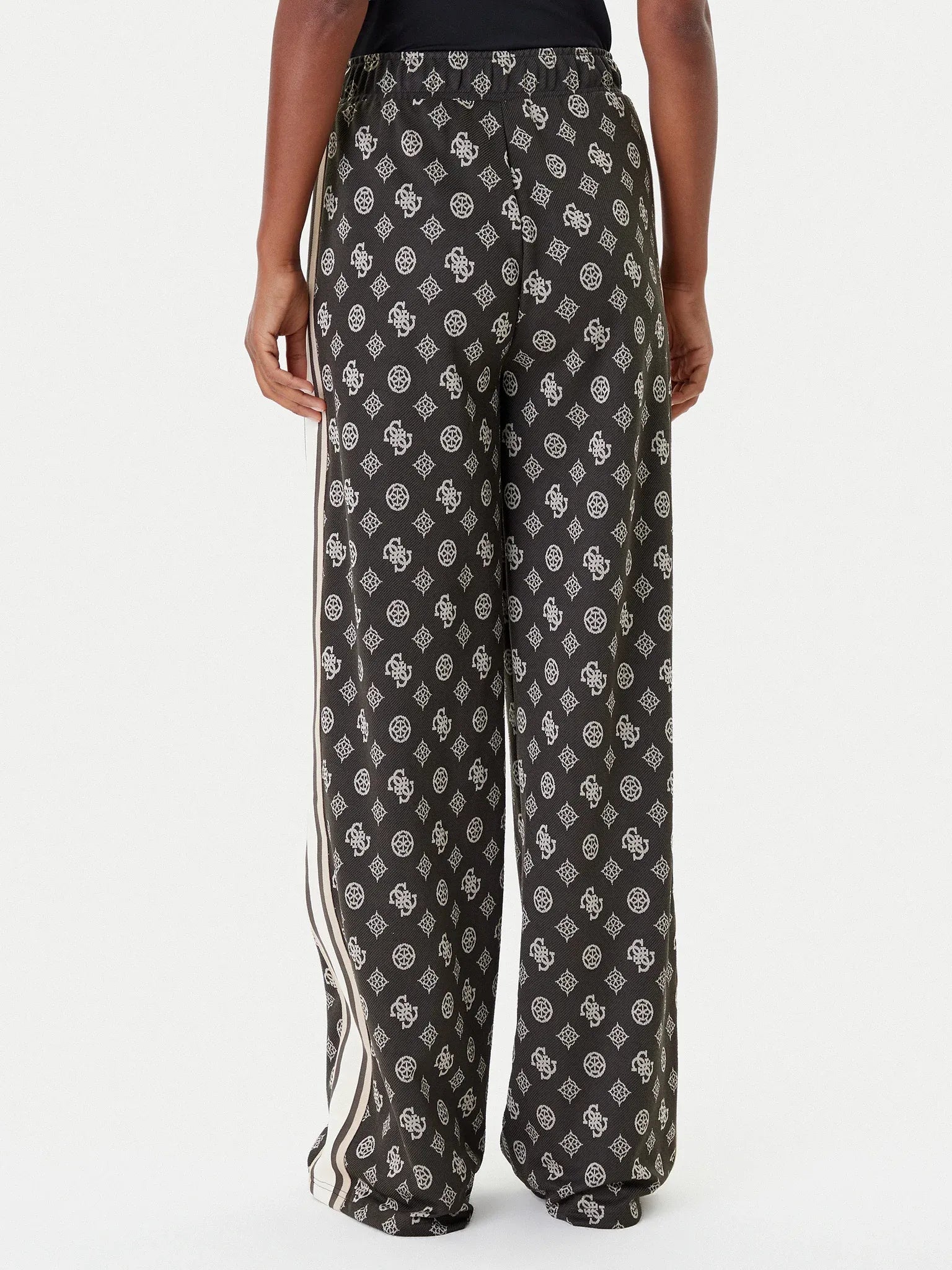 Guess Calcas Training Pants V5yb10 K0282 Black Preto_shot3