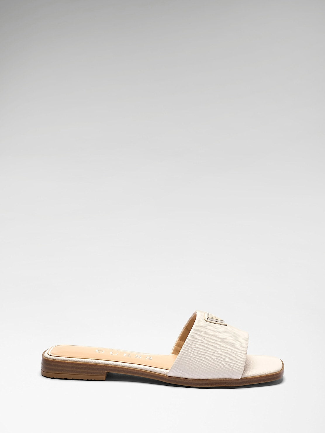 Guess Chinelos Slippers Fljrma White Branco_shot1