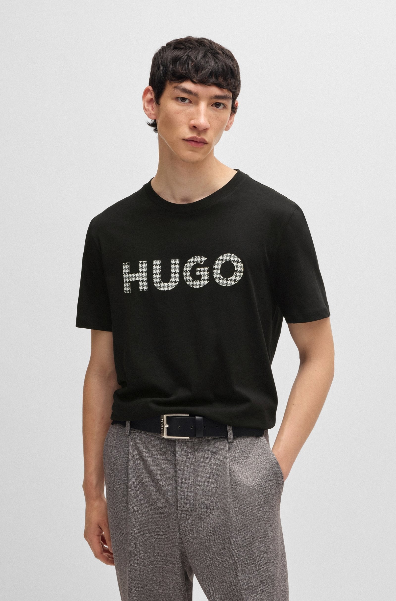 Hugo T Shirt Dulivio U243 Black Preto_shot3