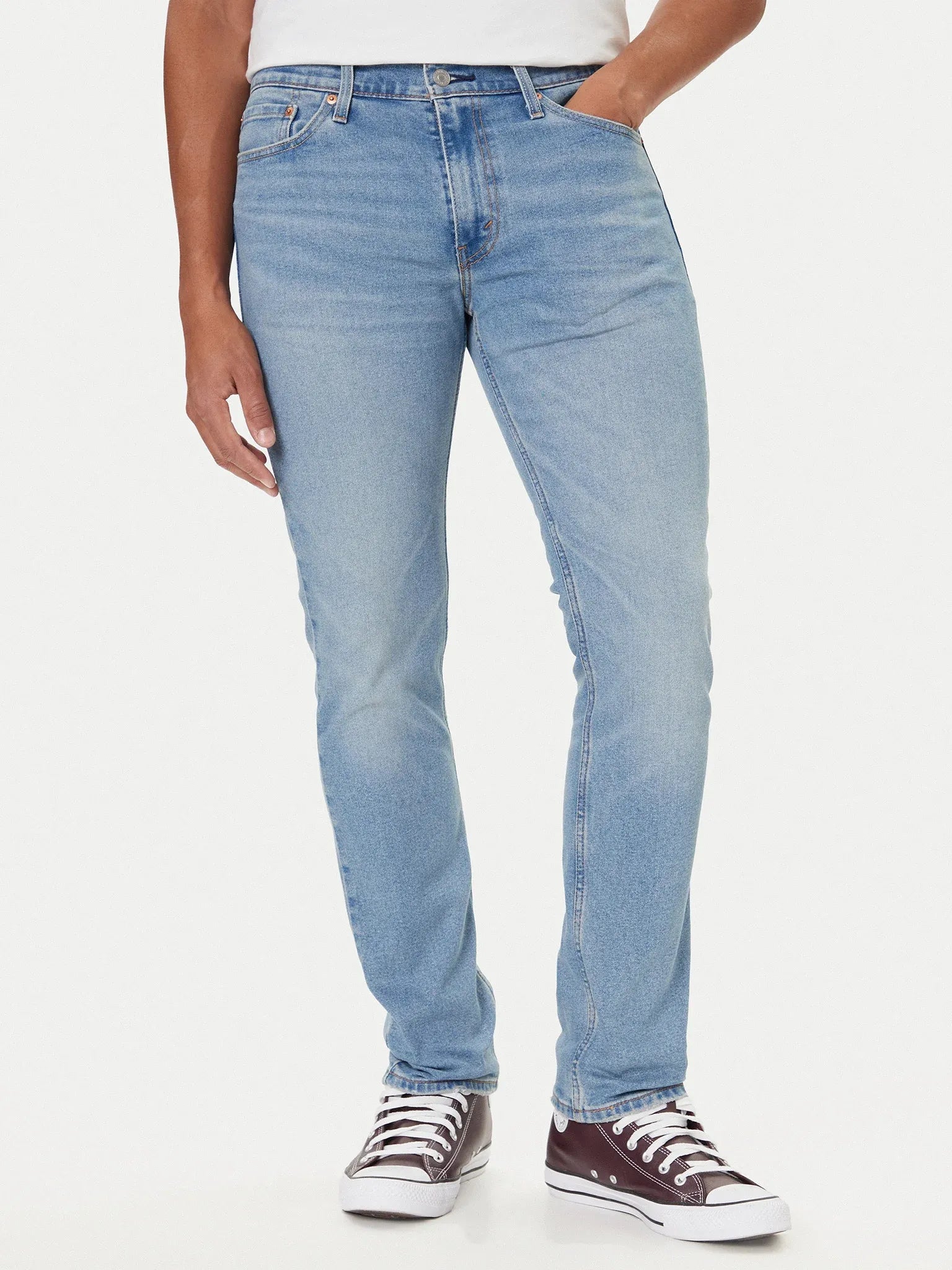 Levis Calcas Trousers 04511 4781 Light Wash Light Wash_shot1
