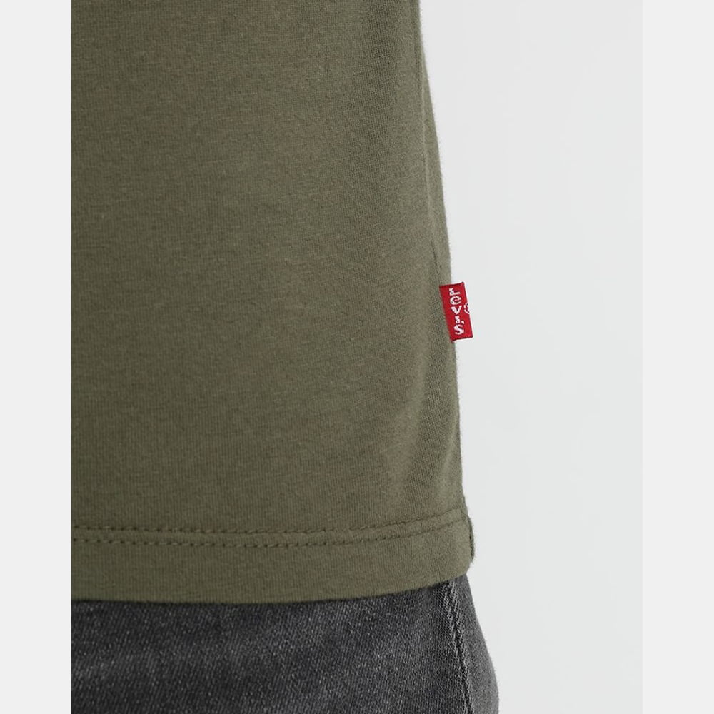 Levis T Shirt 22489 0153 Green Moss Verde Moss Shot1