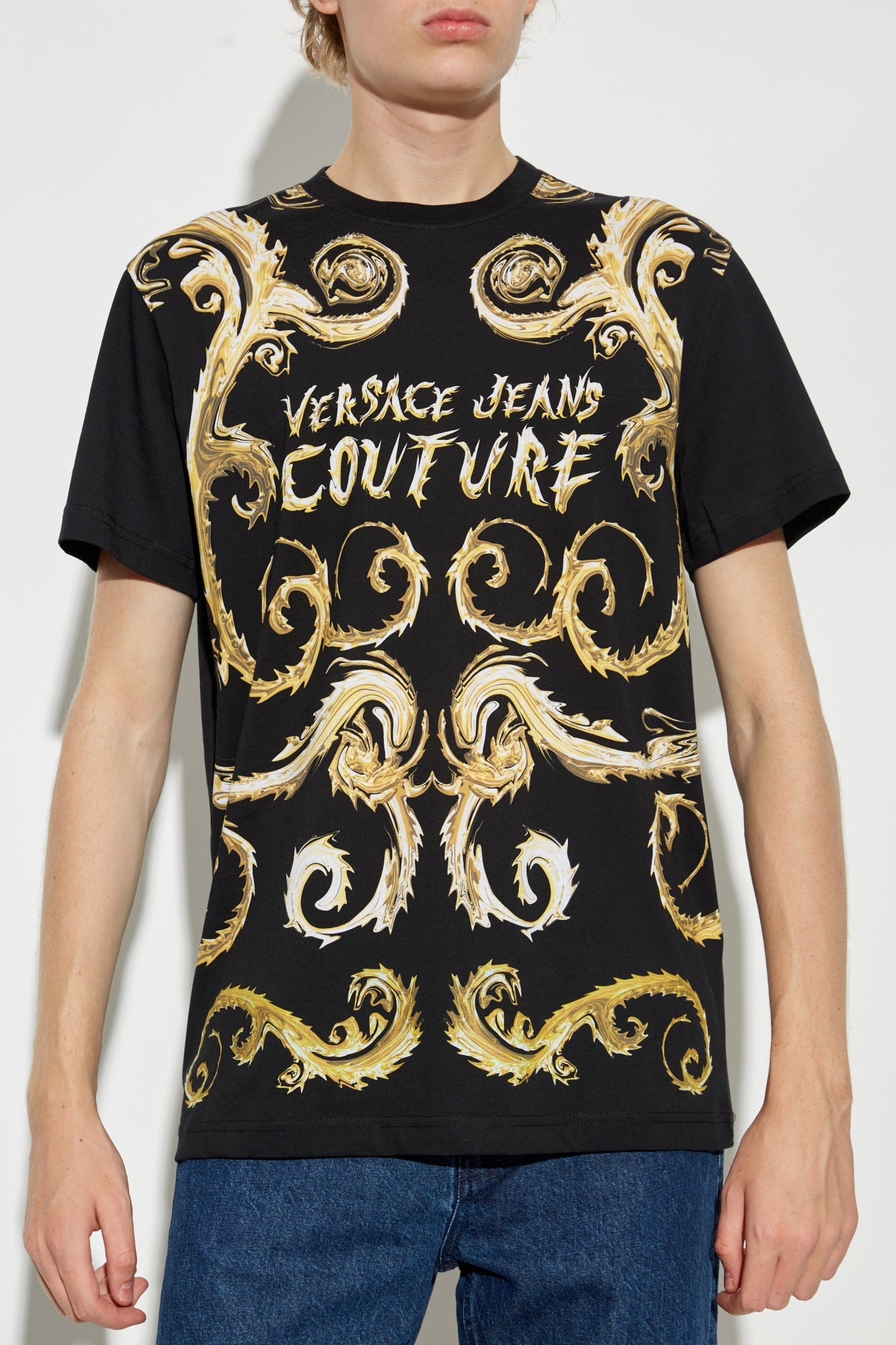 Versace T Shirt 77gah6sc Blk Gold Preto Ouro_shot3