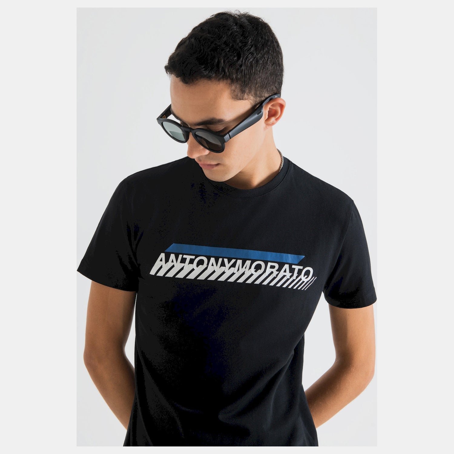 Antony Morato T Shirt Mmks02237 Black Preto_shot3