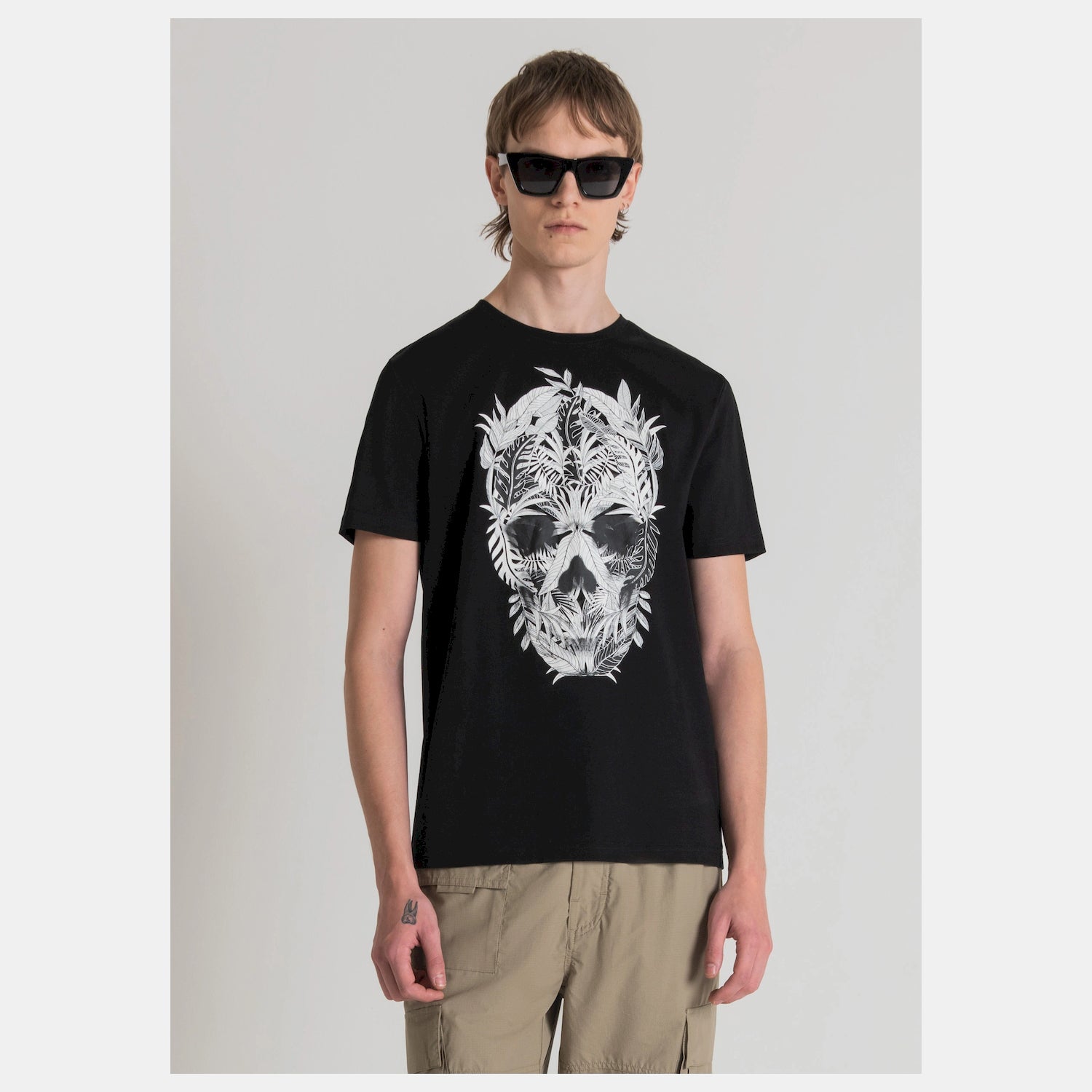 Antony Morato T Shirt Mmks02281 Black Preto_shot1