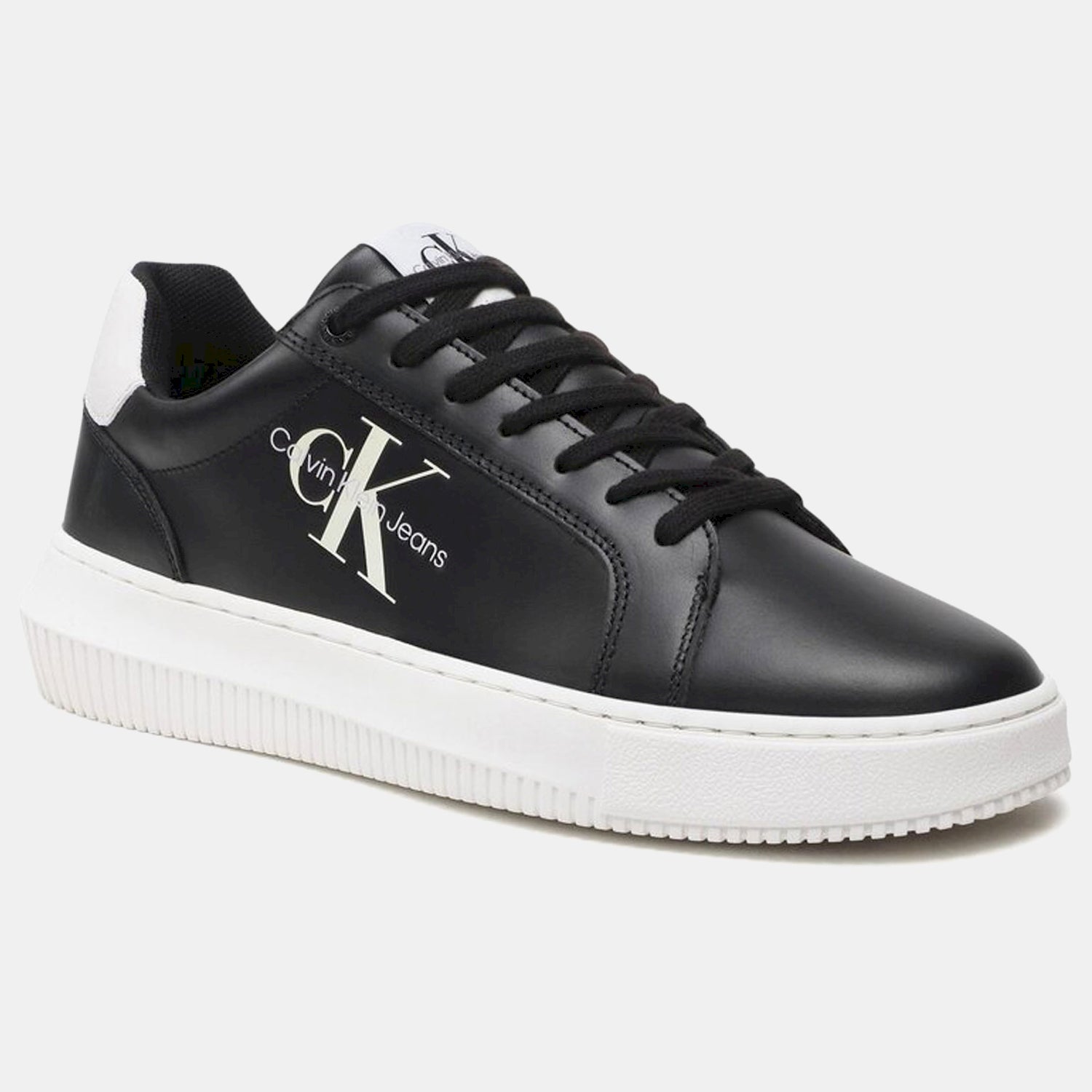 Calvin Klein Sapatilhas Sneakers Shoes Ym0ym00681 Blk White Preto Branco_shot1