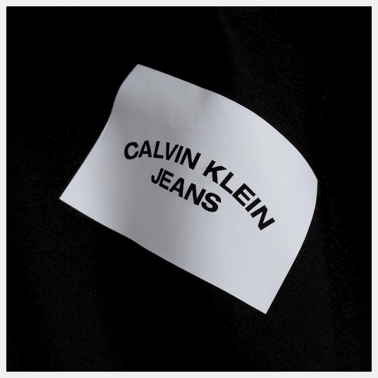 Calvin Klein T Shirt J30j323523 Black Preto_shot2