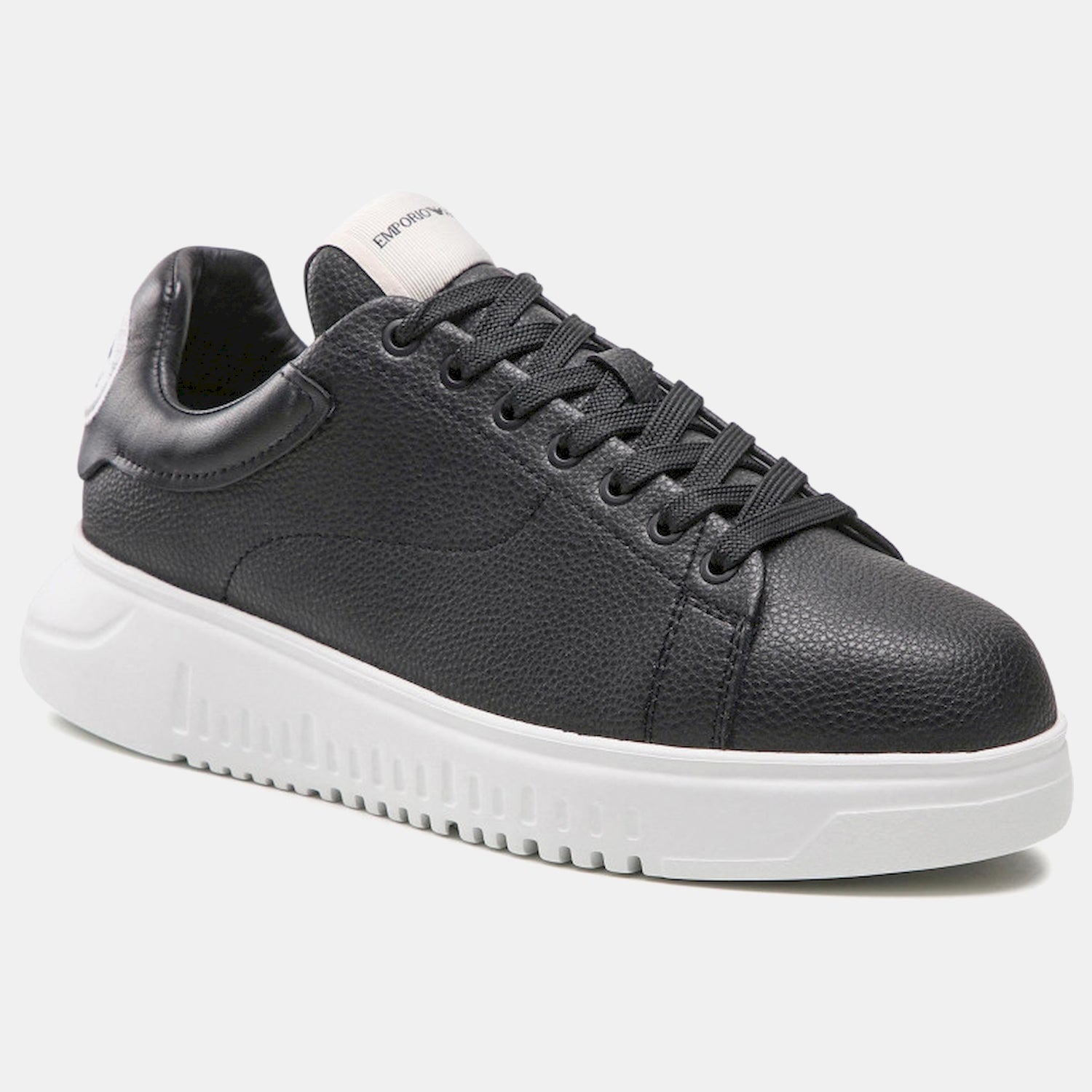Emporio Armani Sapatilhas Sneakers Shoes X4x264 Xn190 Blk White Preto Branco_shot1