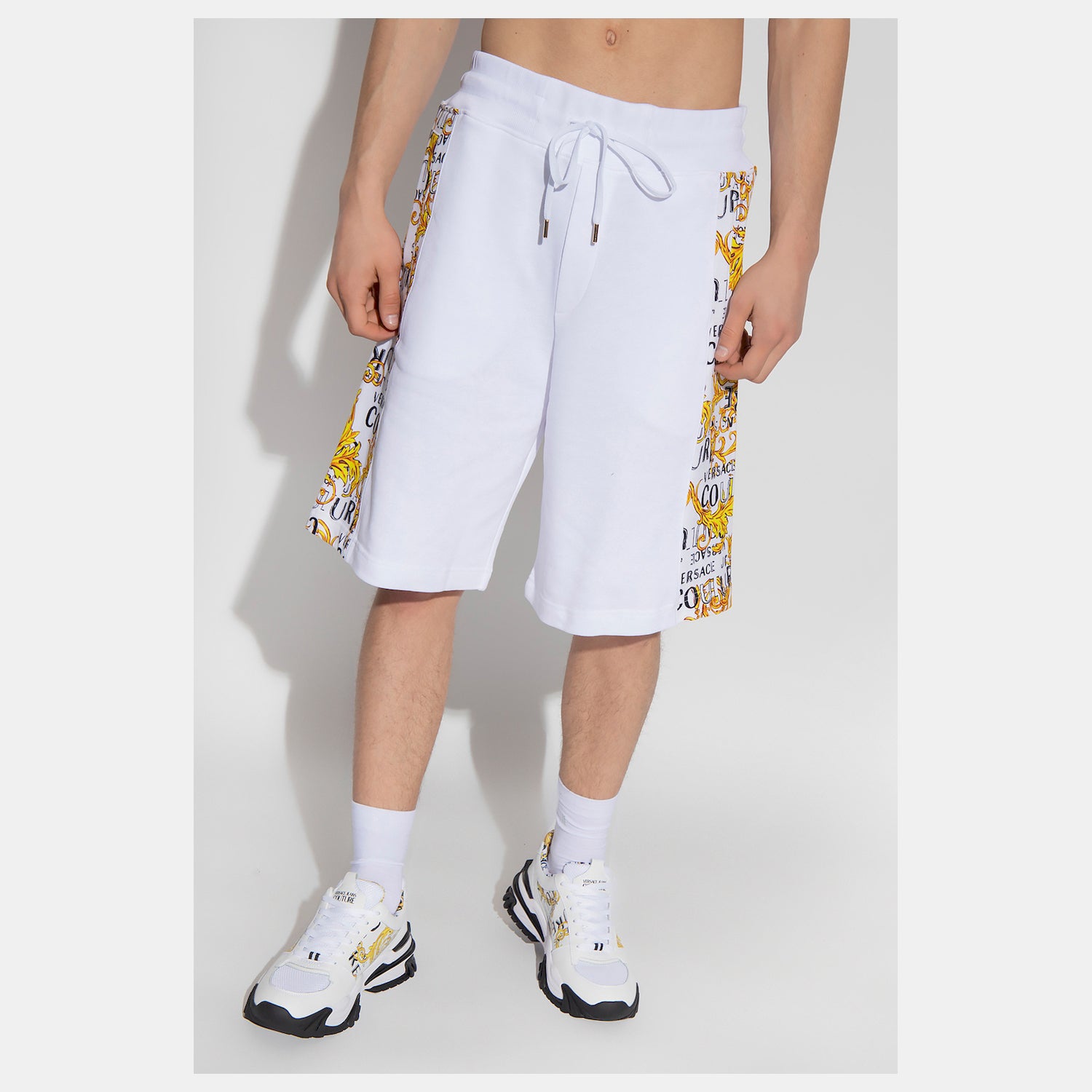 Versace Calcao Shorts 74gad3c0 Whi Gold Branco Dourado_shot2